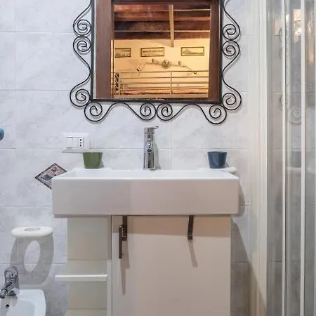 Nicolaiano Howme Apartmán